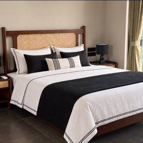Guest bedroom